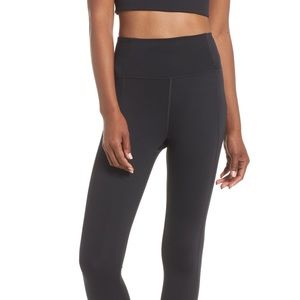 GIRLFRIEND COLLECTIVE NWOT High Waist 7/8 L…